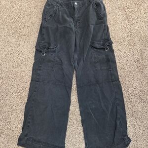 American Eagle Size 6 Cargo Pants